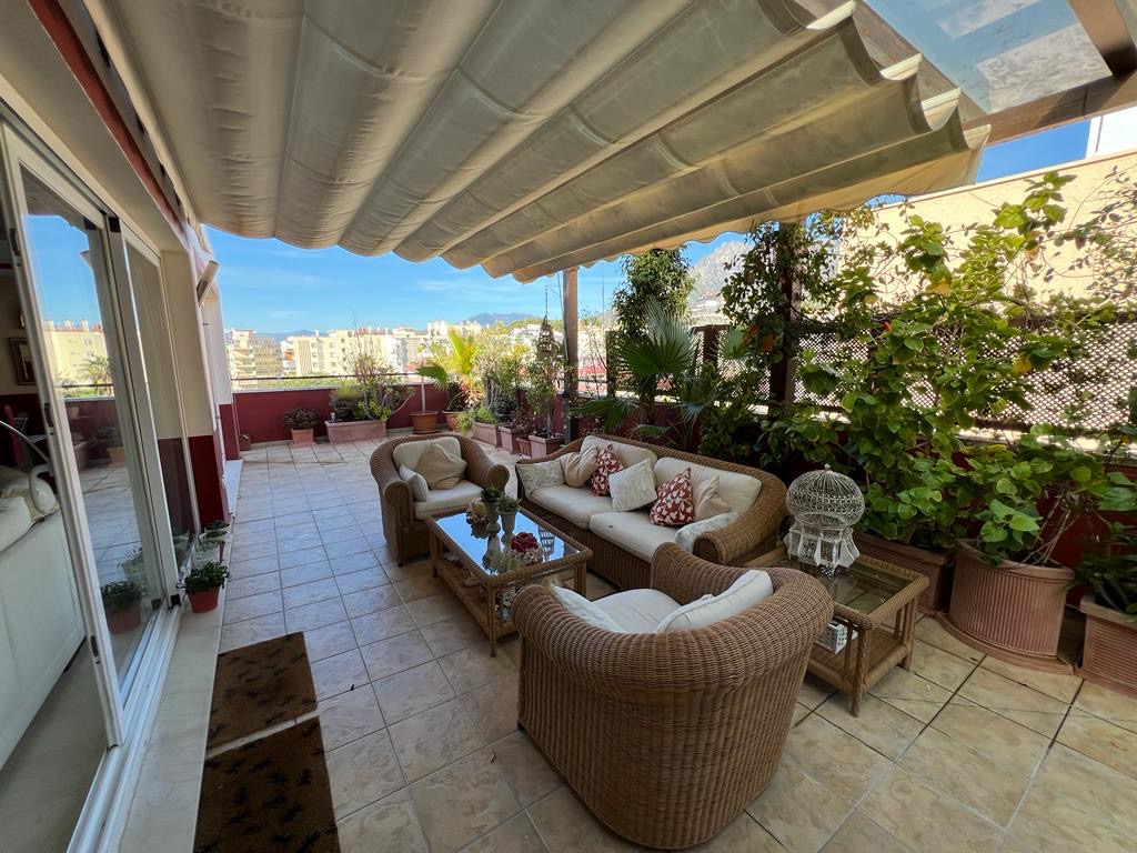 Penthouse for rent in Marbella Pueblo