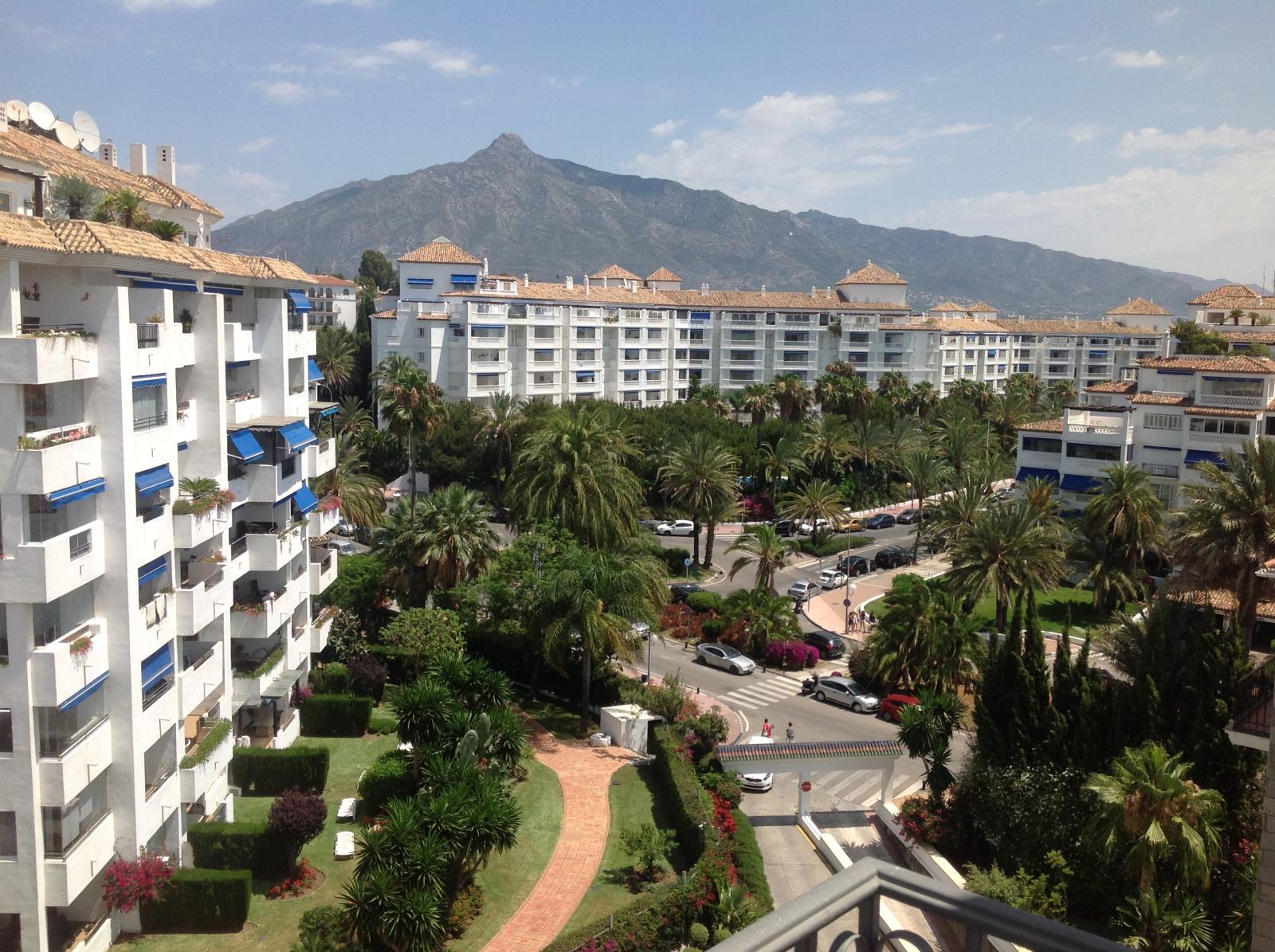 Penthouse for sale in Nueva Andalucía (Marbella)