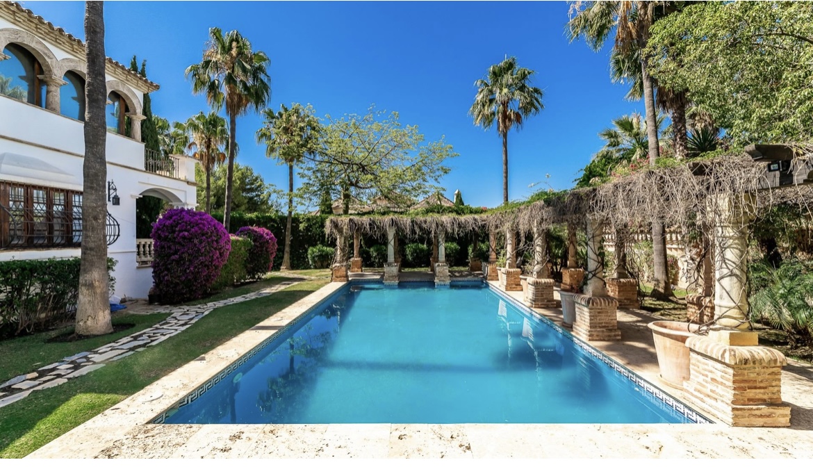 Villa hyra semesterbostad i Sierra Blanca (Marbella)