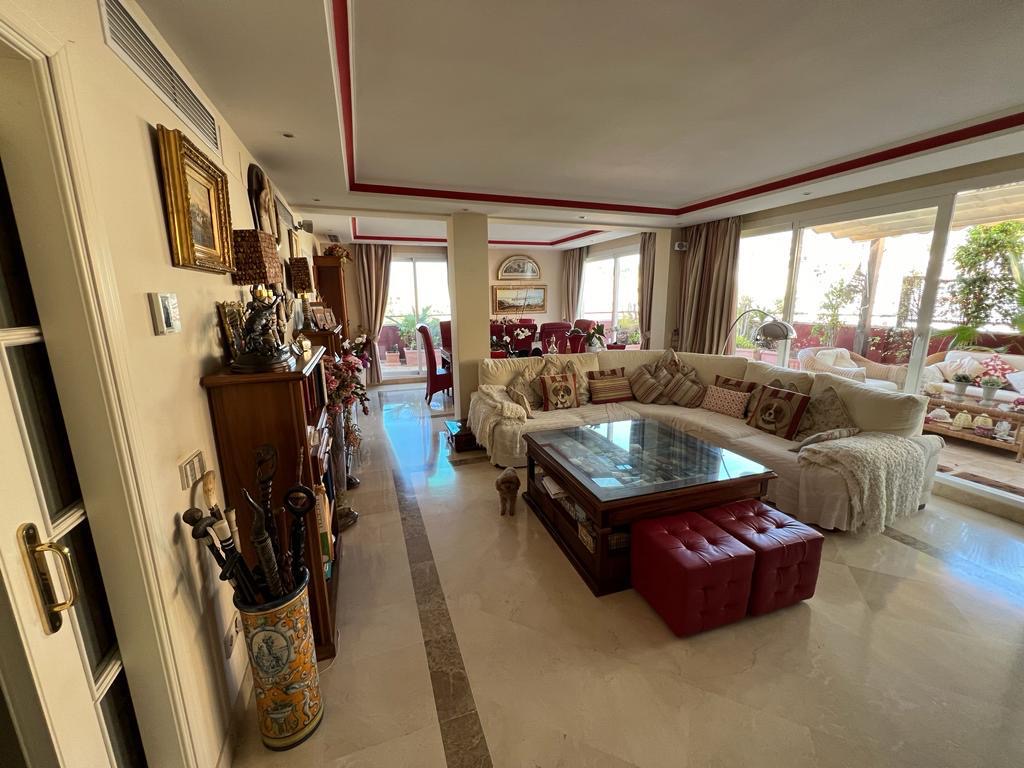 Penthouse for rent in Marbella Pueblo