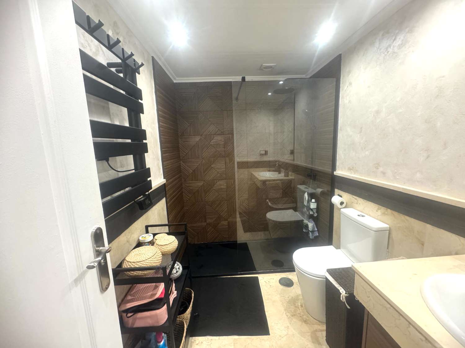 Apartment for sale in La Puya - La Ermita (Marbella)