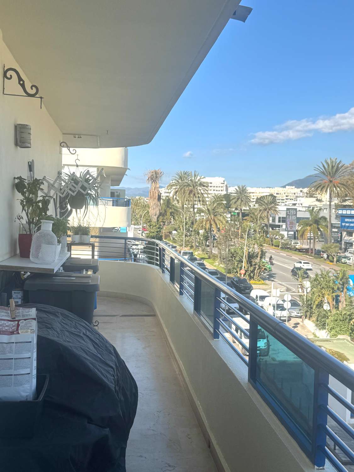 Apartment for sale in La Puya - La Ermita (Marbella)